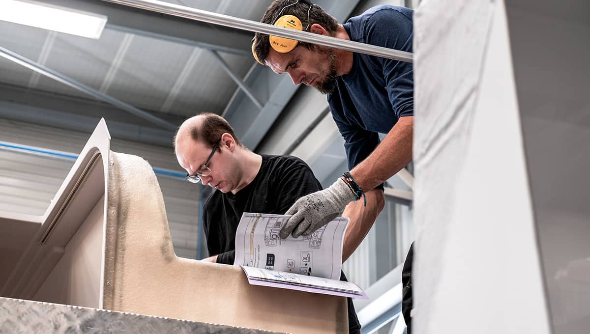 finition-nautisme-métiers-Fountaine-Pajot