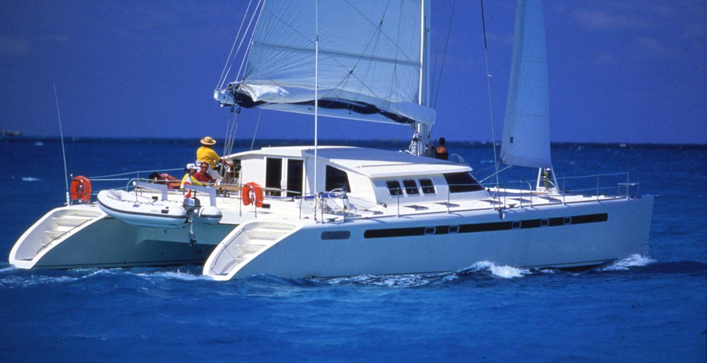 luxury-catamarans-Fountaine-Pajot-french-Shipyard