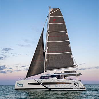 Electric-boat-commitments-carbon-neutrality-Fountaine-Pajot