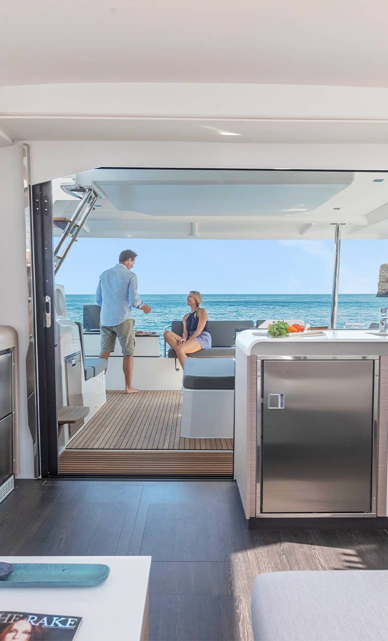 Elba-45-Carré-Fountaine-Pajot-Sailing-Catamarans-Saloon-Abu-Dhabi-Boat-Show