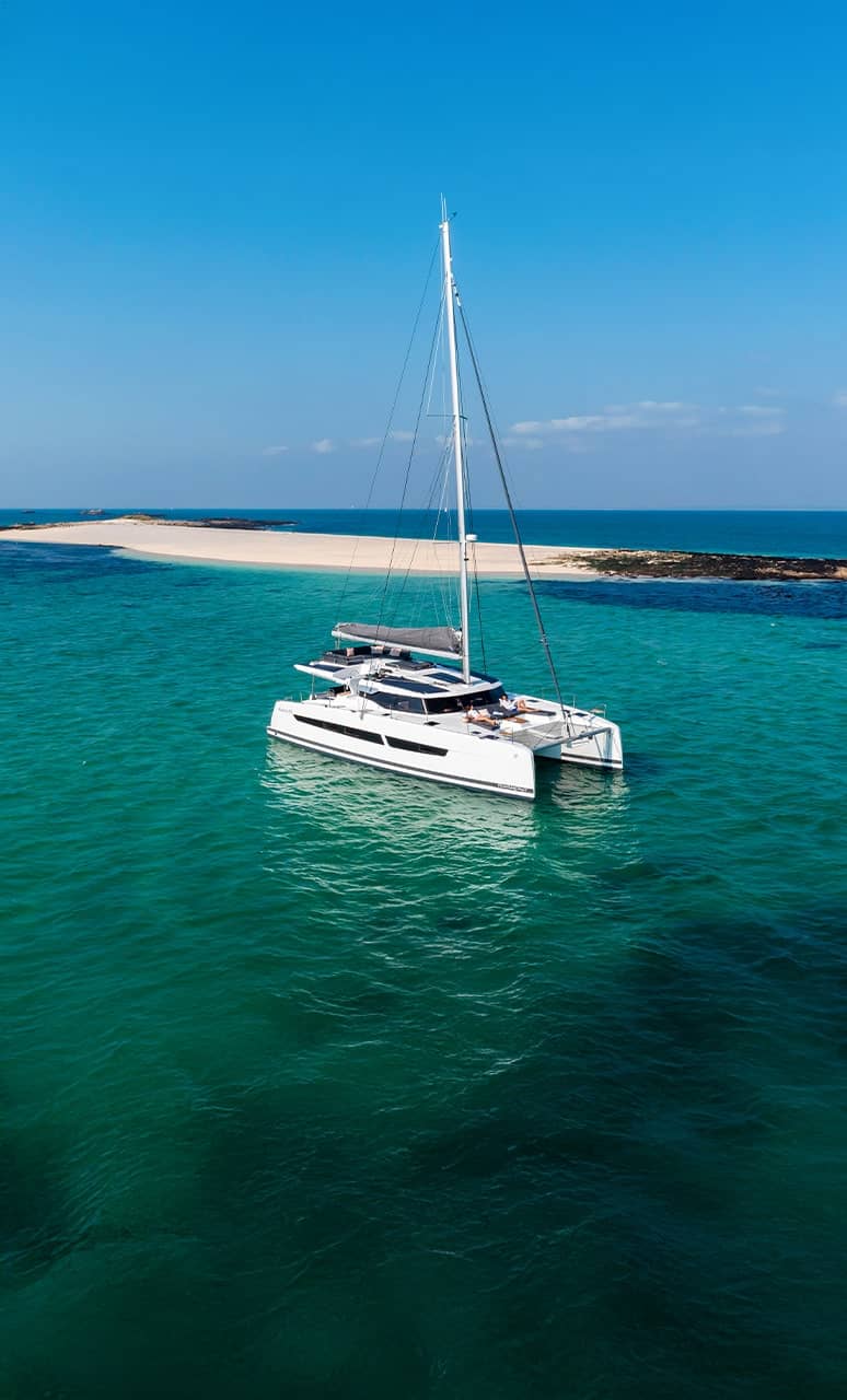 Aura-51-la-grande-motte-multicoque-salon-nautique-fountaine-pajot